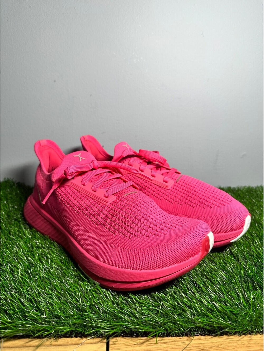 Flux Footwear Adapt Runner Pink Sneakers Sizes 9M & 10M